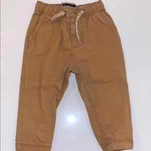 Oshkosh Khaki Jeans (9m)